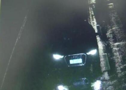 奇葩！西安男子1副假車牌套7輛車，竟是為了省停車費！